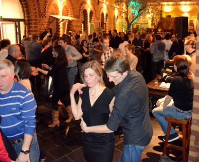 Salsa im Besitos Kapuzinerkaree Aachen