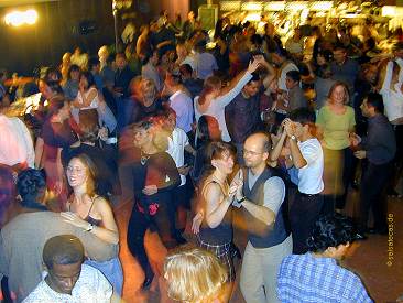 Salsa im Caf der Kunsthalle in Bonn