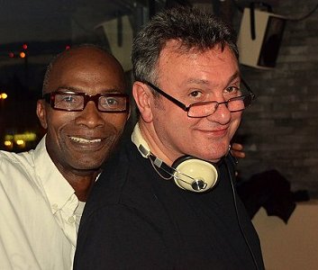 Salsa DJ ENVER im Wartesaal Zollhafen