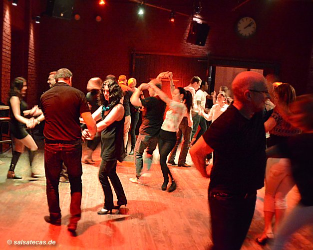 Salsa in Kreuztal bei Siegen: Cafe Basico