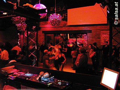 Salsa im Plan B, W�rzburg